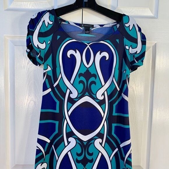 SHORT SLEEVE GREEN & ROYAL PRINT SHEATH by INC S - Picture 2 of 5